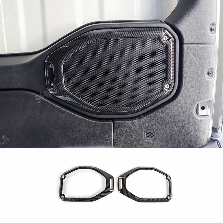 Roof horn bezel